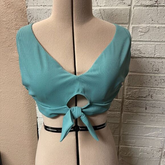 Shade & Shore Tie-Front Bralette Bikini Top 36DD NWT - Picture 1 of 10